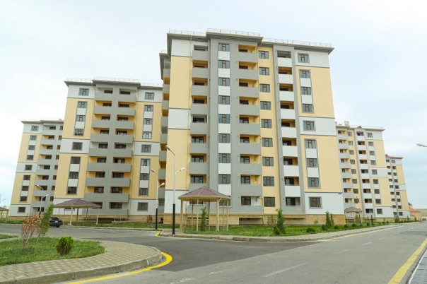 {"en":"The Ministry of Labor and Social Protection provided housing to visually impaired people","az":"\u018fm\u0259k v\u0259 \u018fhalinin Sosial M\u00fcdafi\u0259si Nazirliyi t\u0259r\u0259find\u0259n g\u00f6zd\u0259n \u0259lilliyi olan \u015f\u0259xsl\u0259r\u0259 m\u0259nzil verildi","ru":"\u041c\u0438\u043d\u0438\u0441\u0442\u0435\u0440\u0441\u0432\u043e \u0442\u0440\u0443\u0434\u0430 \u0438 \u0441\u043e\u0446\u0438\u0430\u043b\u044c\u043d\u043e\u0439 \u0437\u0430\u0449\u0438\u0442\u044b \u043f\u0440\u0435\u0434\u043e\u0441\u0442\u0430\u0432\u0438\u043b\u043e \u0436\u0438\u043b\u044c\u0435 \u0438\u043d\u0432\u0430\u043b\u0438\u0434\u0430\u043c \u043f\u043e \u0437\u0440\u0435\u043d\u0438\u044e"}