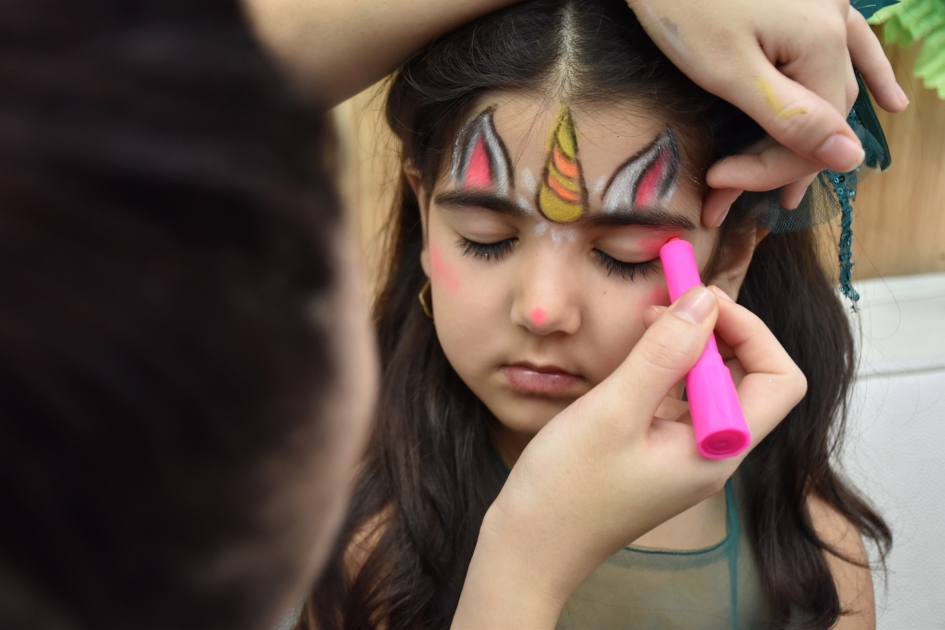 A holiday party was organized for visually impaired children under 18 years of age