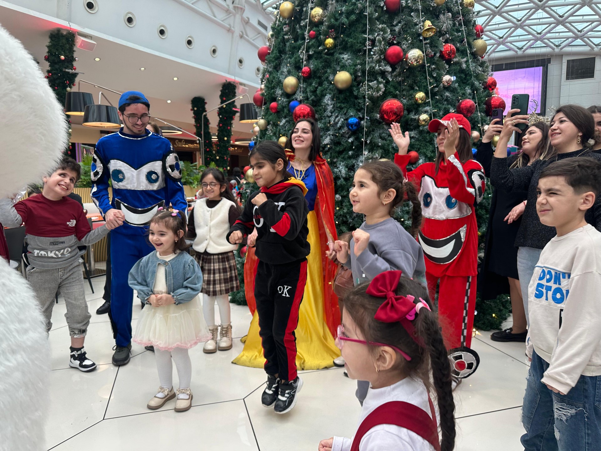 A celebration was organized on January 13 for children with visual impairment and disabilities under the age of 18 living in Sumgayit.