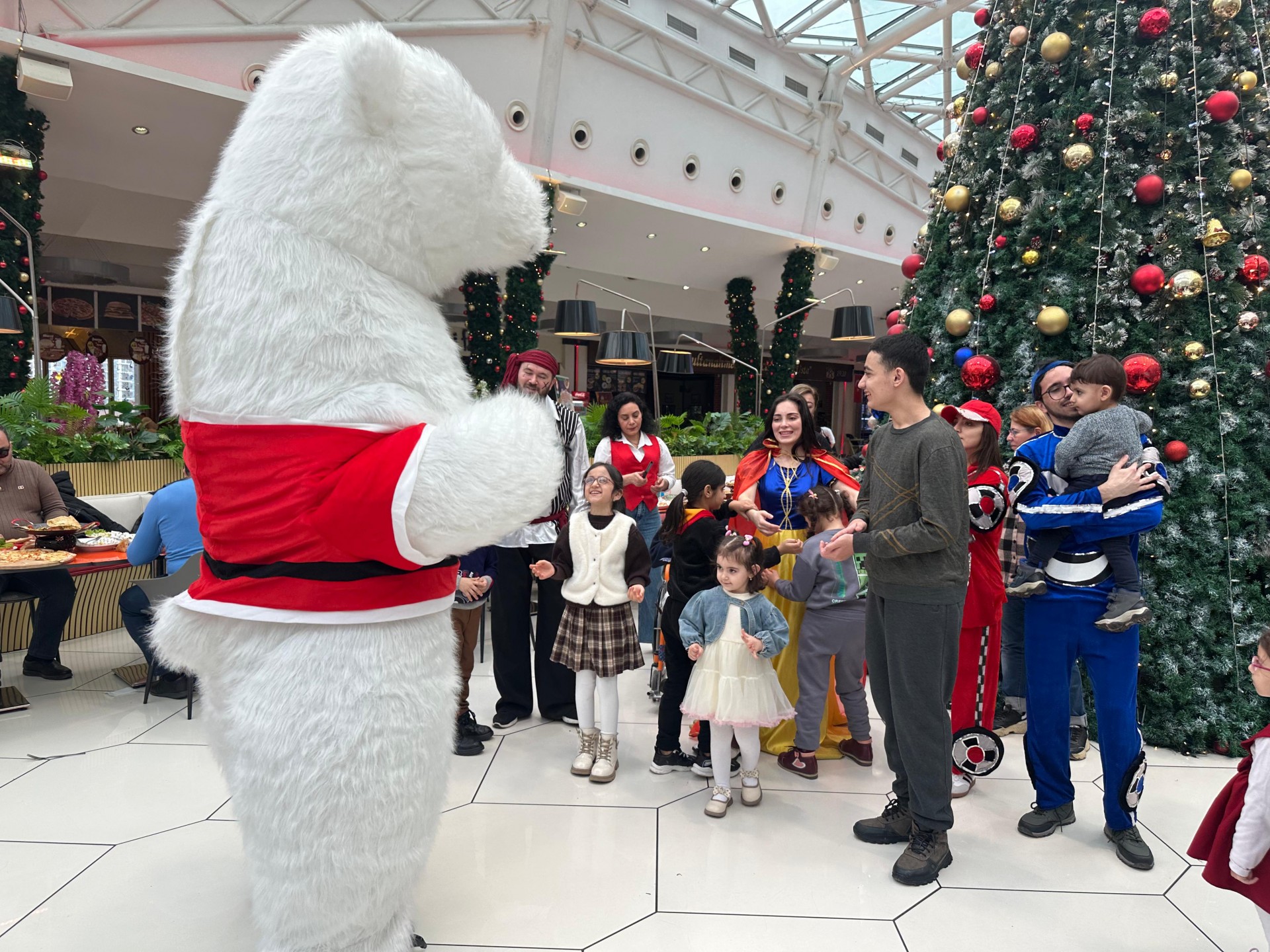 A celebration was organized on January 13 for children with visual impairment and disabilities under the age of 18 living in Sumgayit.